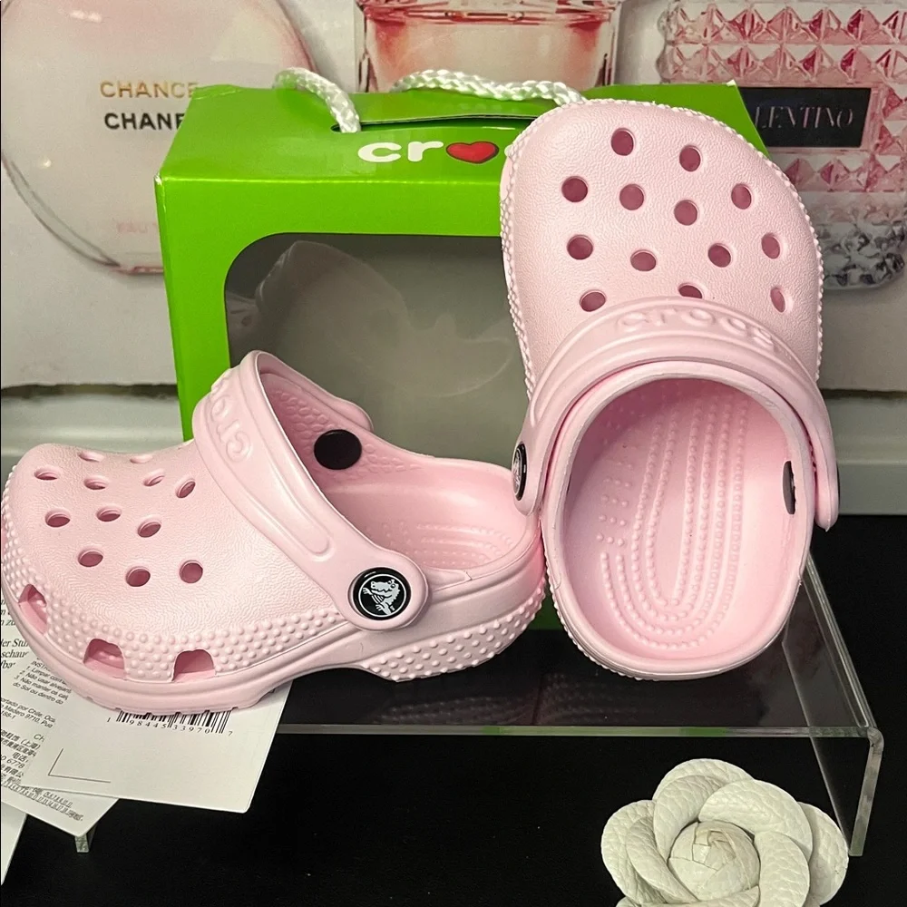 🆕CROCS Kids Light Pink Slippers size toddler c2/c/3 NWT
